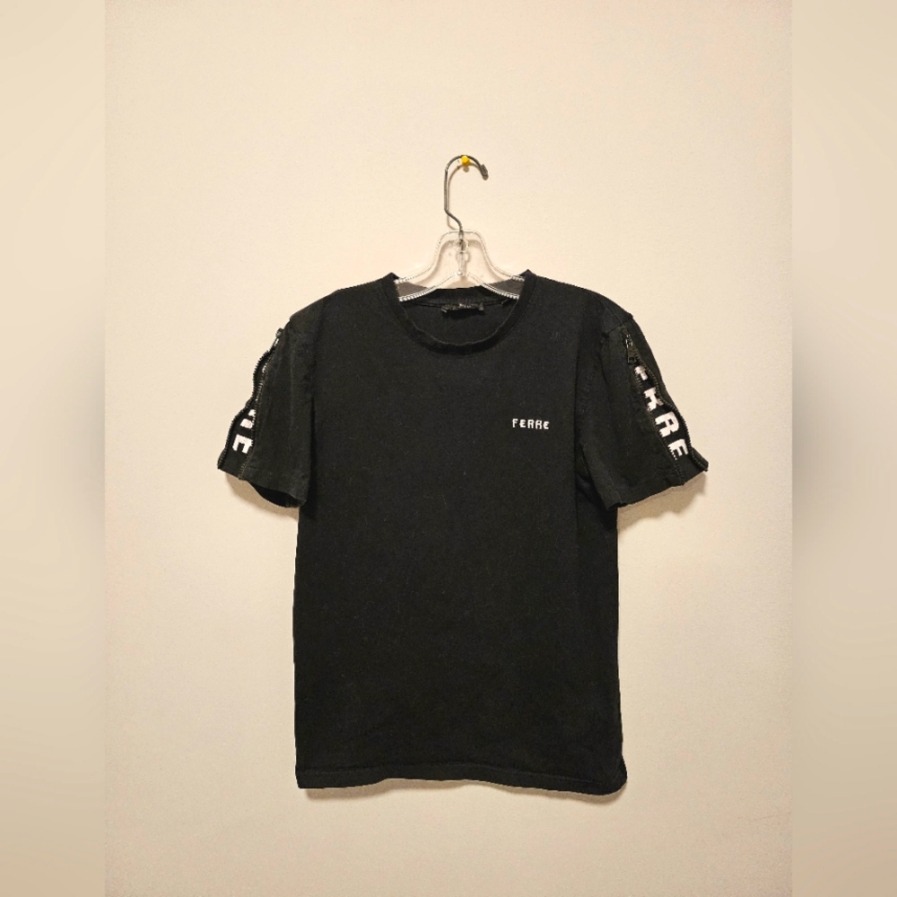 Gianfranco Ferre Zipped Sleeve Graphic T-shirt | Size Small